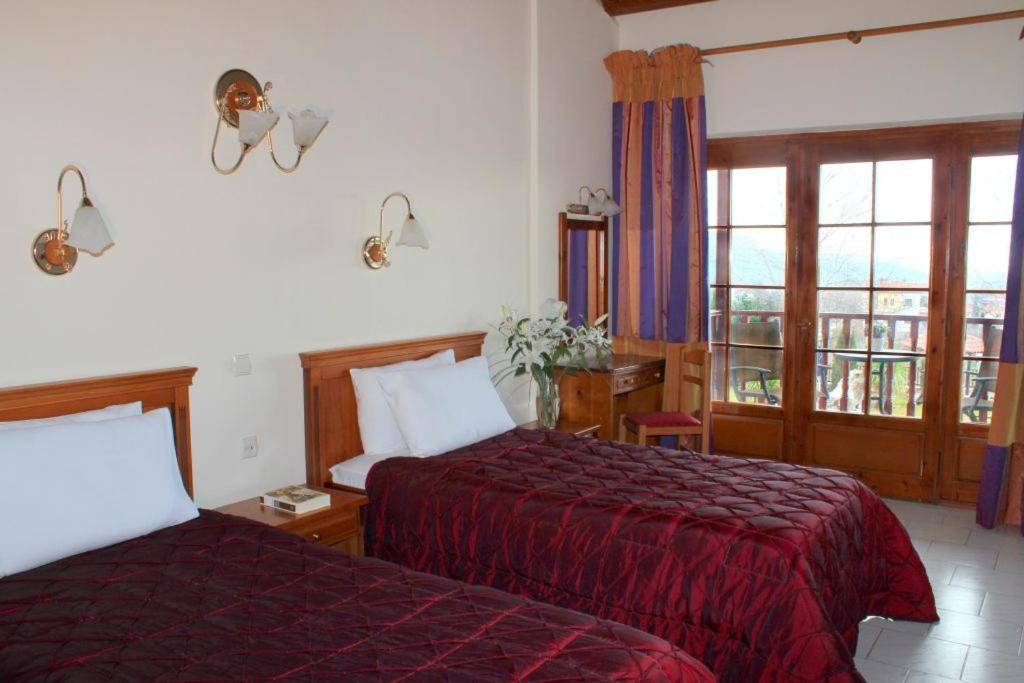 Famissi Eden Hotel Kalambaka Zimmer foto