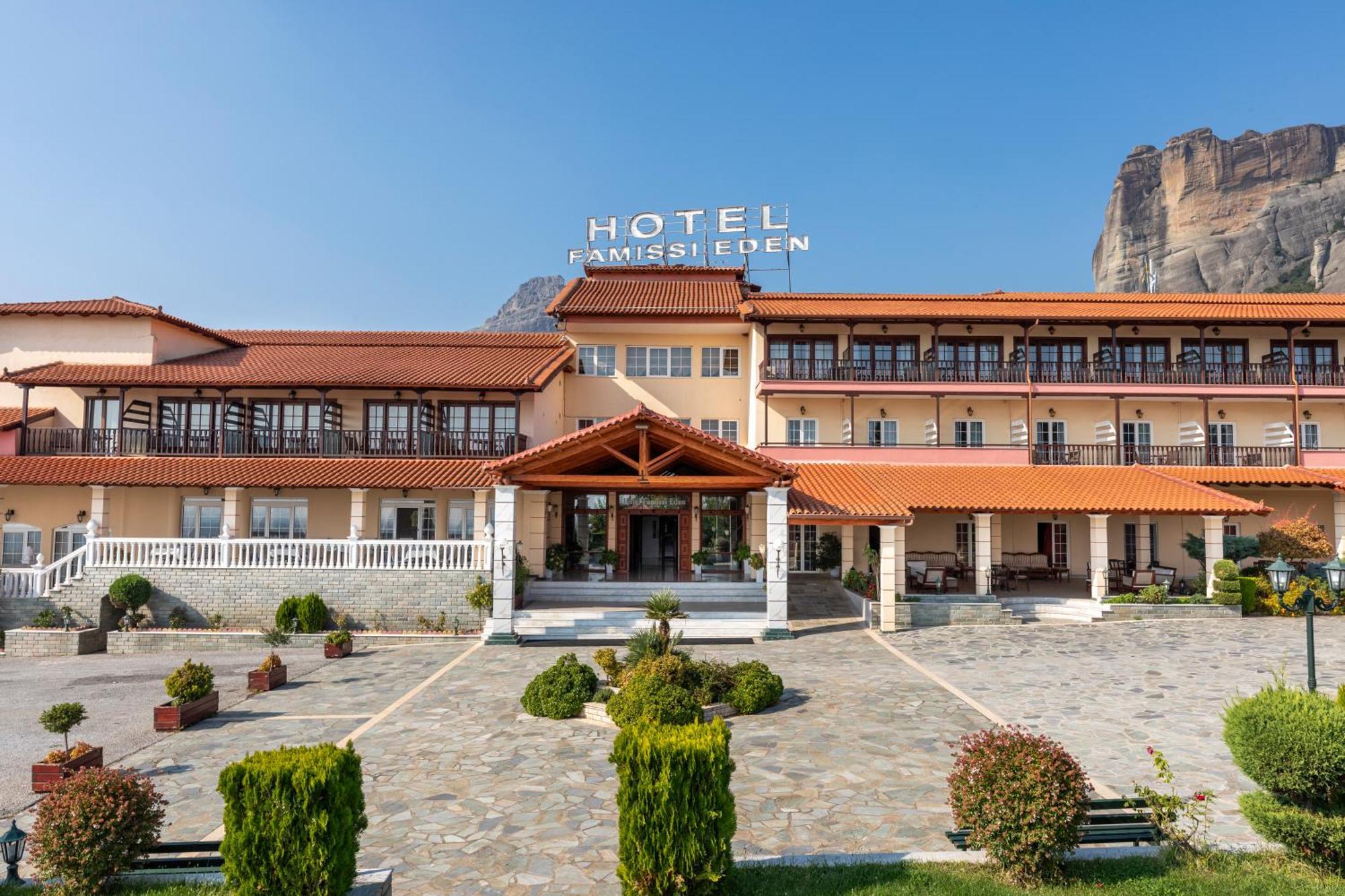 Famissi Eden Hotel Kalambaka Exterior foto