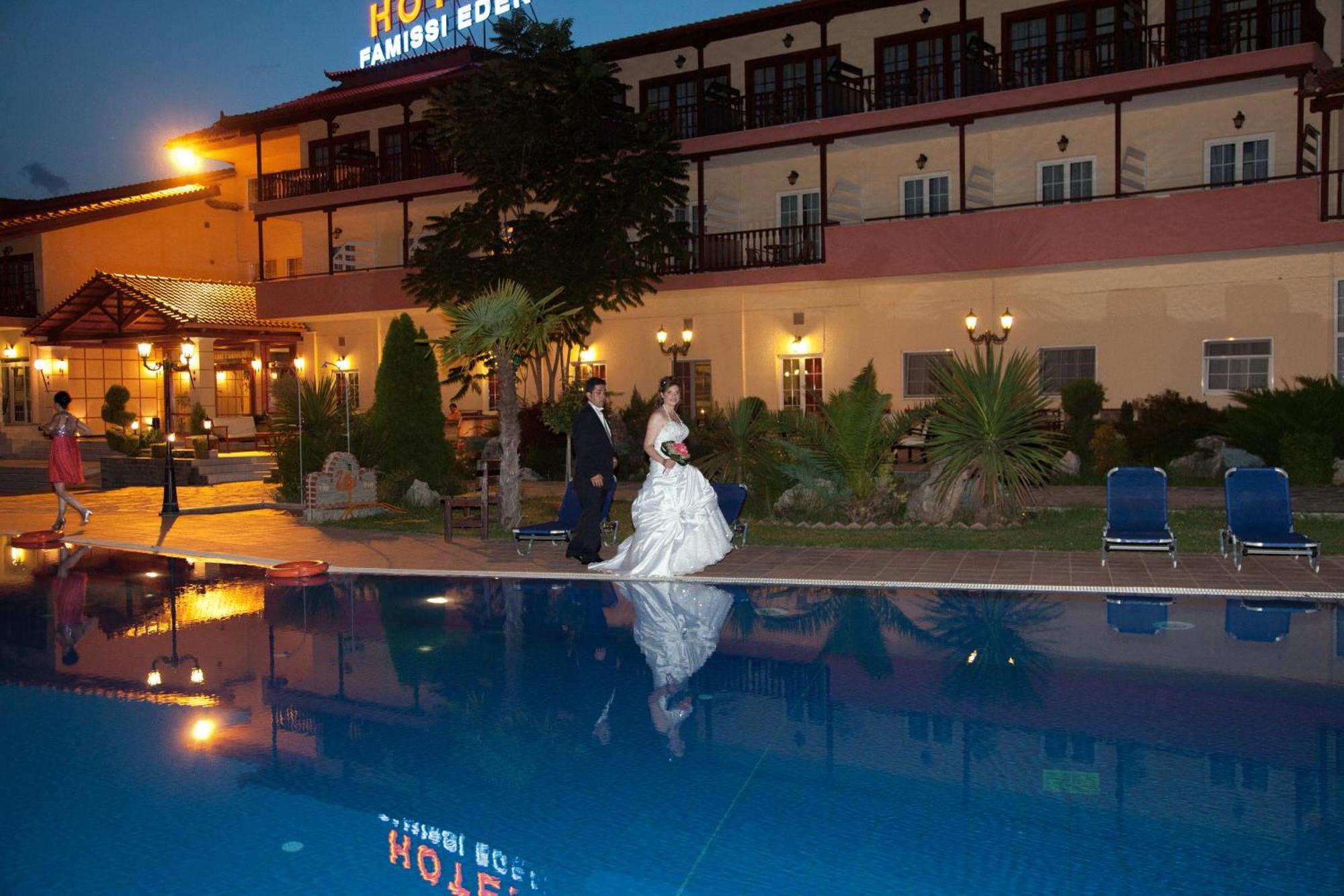 Famissi Eden Hotel Kalambaka Exterior foto